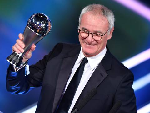 Claudio Ranieri se llevó el premio FIFA a mejor técnico de 2016