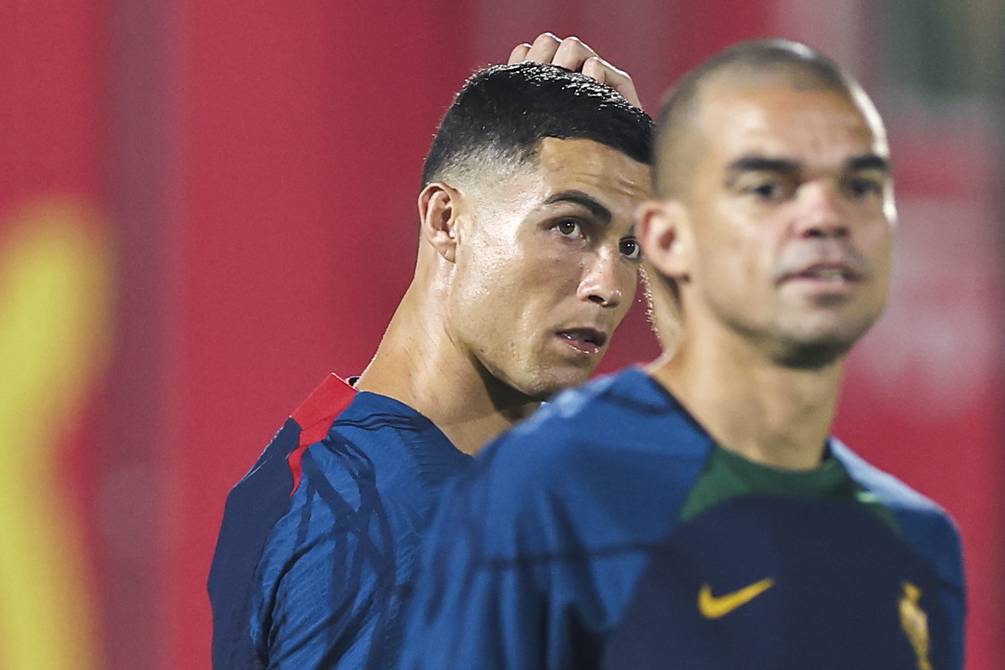 Em Portugal não querem Cristiano Ronaldo como titular |  Futebol |  Esportes