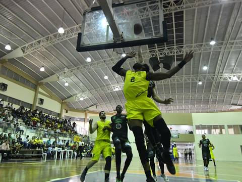 El baloncesto de Ecuador, otra vez en conflicto; Federación no reconoce torneo profesional paralelo