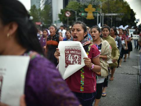 Cinco años sin respuestas a caso ‘los 43’, México relanza la búsqueda 