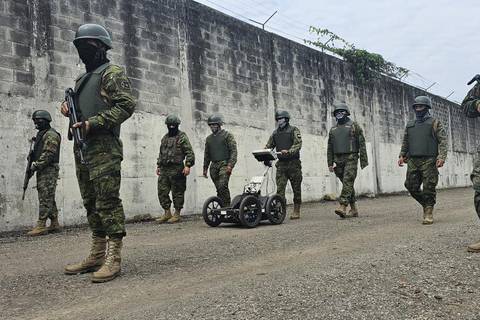 ¿Seguirán los militares en el control de las cárceles de Ecuador tras el estado de excepción?