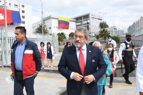 Ministro de Salud descarta casos de intoxicación por consumo ilegal de fentanilo en Ecuador