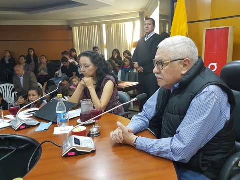 Alcalde de Cuenca responde a críticas de Rafael Correa