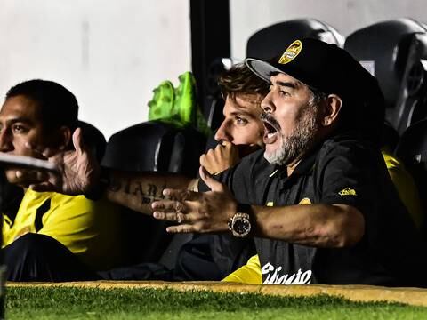 Equipo del ecuatoriano Vinicio Angulo y del técnico Diego Maradona, eliminado de Copa MX