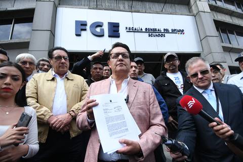 Investigaciones de tramas de corrupción internacional serían la razón por la que Estados Unidos ofreció recompensa en el caso de Fernando Villavicencio, según expertos