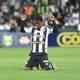 ‘Brayan Angulo supera salida de Fabián Bustos, convence al nuevo DT Lisca y se gana continuidad en el Santos FC’, destaca la prensa brasileña
