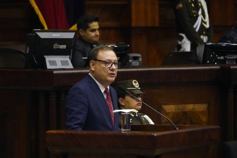 Juan Zapata, exministro del Interior, no podrá ejercer cargos públicos por dos años