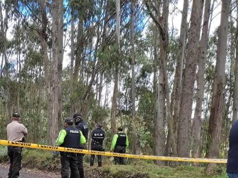 Policía investiga la muerte de adolescente hallada   en una quebrada de Tungurahua