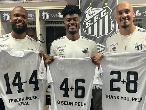 Santos FC cambia dorsales de sus camisetas en homenaje a Pelé