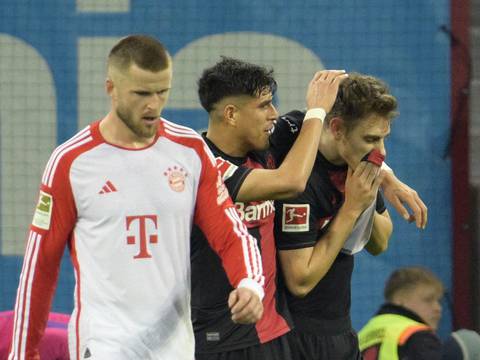 Bayer Leverkusen golea al Bayern Munich y extiende su ventaja en el liderato de la Bundesliga