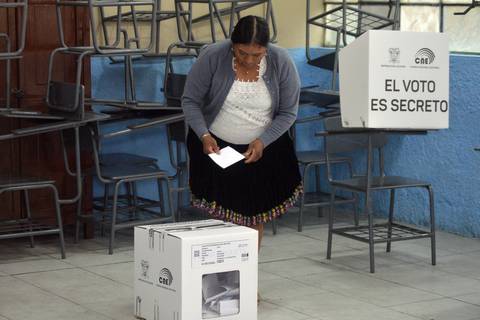 Cómo saber en qué mesa me toca votar en la consulta popular 2024