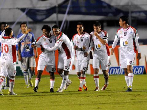 Macará vuelve a juntar a los lojanos Jonny Uchuari y Carlos Feraud