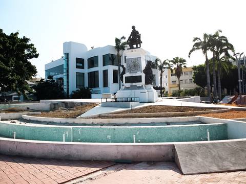 Plazas Bicentenario y Olmedo se inaugurarán en octubre en el marco de la celebración por los 203 años de independencia de Guayaquil 