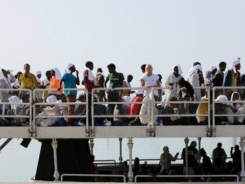 Decenas de migrantes mueren en aguas del Mediterráneo, informa Save the Children