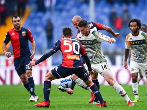 Felipe Caicedo sigue sin conocer la victoria con el Genoa en la Serie A de Italia