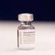 Pfizer dice que una tercera dosis de su vacuna puede mejorar protección contra variante delta del COVID-19