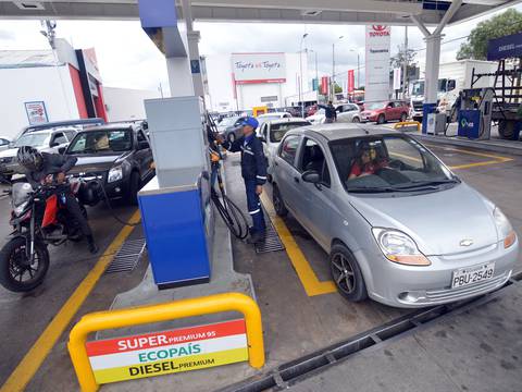 Aún sin una ruta clara para focalización de subsidios, importación de combustibles dejó saldo negativo a Ecuador de $ 2.246 millones en 2023