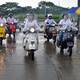 Aficionados a motos Vespa en Guayaquil se unen para rodar por varias rutas