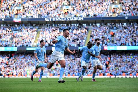 Manchester City gana su cuarto título consecutivo y  hace historia en la Premier League