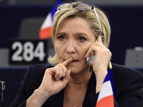 Justicia europea confirma decisión de Eurocámara; reclama 300.000 euros a Marine Le Pen