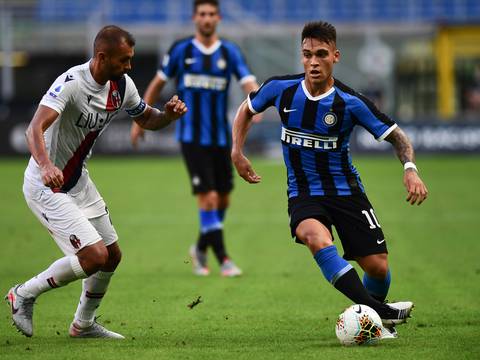 Inter Milán empató a 2 con el Hellas Verona y se queda sin opciones por el título