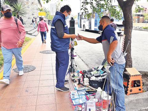 Nuevos contratos para mayores de 50 años serían solo por el tiempo que les falte para su jubilación: Esto es lo que establece acuerdo ministerial de Lasso que fue suspendido por el Gobierno de Daniel Noboa
