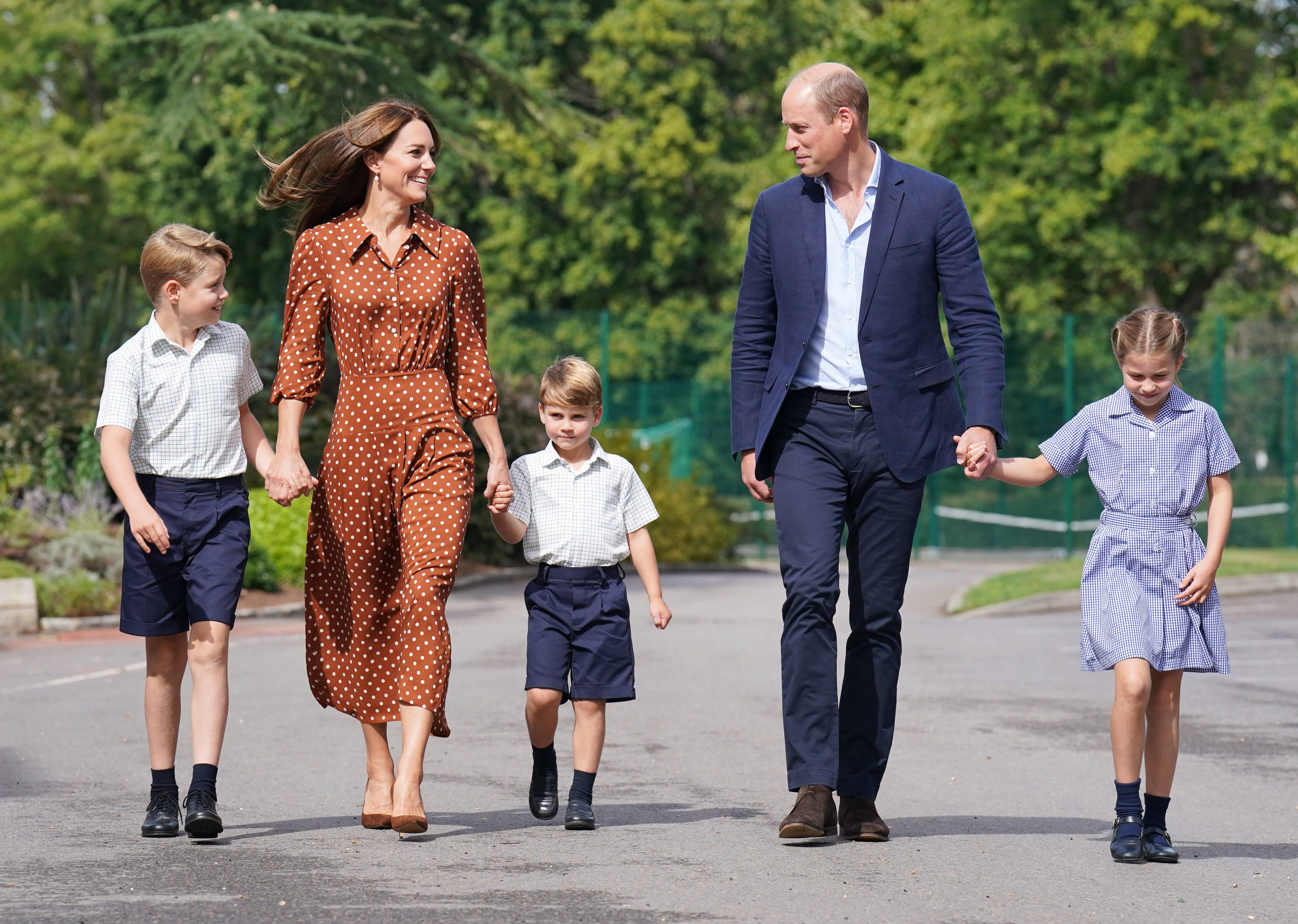 Принцесса миддлтон новости. Принц Уильям и Кейт Миддлтон. Кейт Миддлтон и принц. Кейт Миддлтон с детьми. Дети Кейт Миддлтон и принца Уильяма.