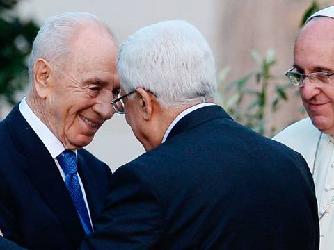 Papa unió a líderes de Israel y Palestina para orar por la paz