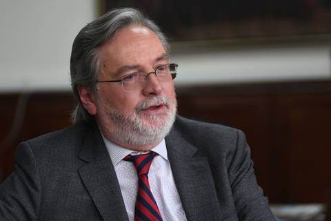 Andrés Terán, embajador de Ecuador en Países Bajos, liderará defensa de Ecuador ante la Corte Internacional de Justicia