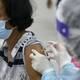 OMS pide no aplicar una tercera dosis de la vacuna contra el coronavirus por la distribución desigual entre países