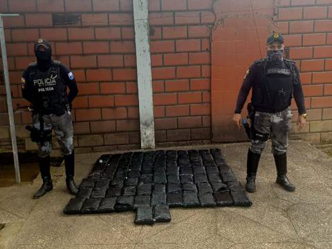 Durante el rescate de una mujer, víctima de secuestro, la Policía halló 79 bloques de marihuana