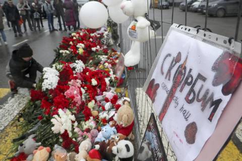 Rusia detiene a supuestos autores del ataque que dejó más de 100 muertos en Moscú; Vladimir Putin denuncia ‘acto terrorista, sangriento y bárbaro’