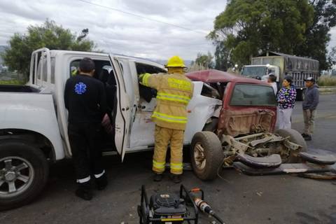 Dos fallecidos y dos heridos por siniestro vial en la vía Salcedo-Latacunga