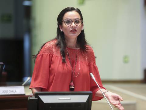 Marcela Aguiñaga, la única asambleísta que se abstuvo de votar sobre la Ley de Extinción de Dominio