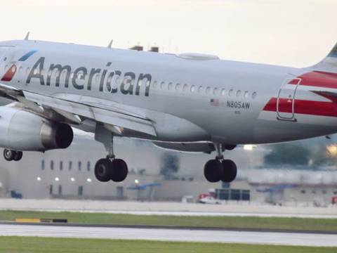 1.500 vuelos cancelados en tres días en American Airlines por falta de personal