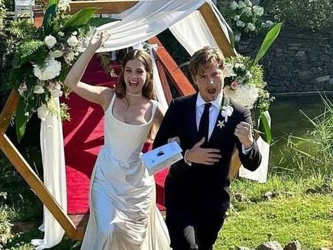¡Se casaron en secreto! Barba Palvin y Dylan Sprouse se dan el sí en una íntima ceremonia en Hungría