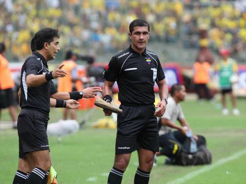  Cuatro árbitros ecuatorianos estarán en la Copa América