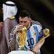 Lionel Messi sigue rompiendo récords: su publicación con el trofeo del Mundial 2022 es el que más ‘likes’ generó en la historia de Instagram 