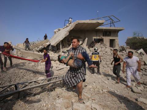 130 niños entre muertos en bombardeos del régimen sirio