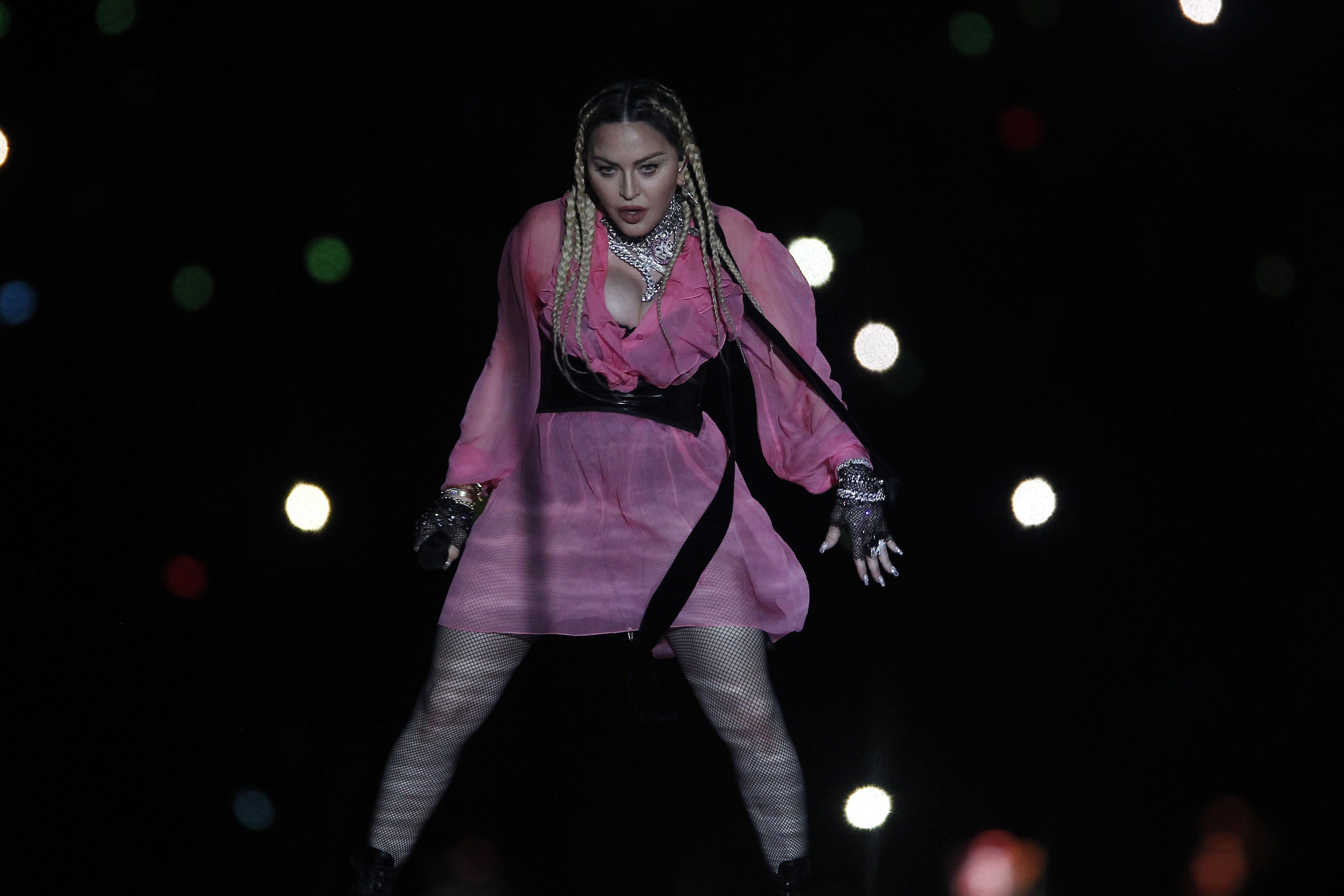 ¿Madonna salió del clóset como gay a sus 64 años? Según su último video de TikTok, sí