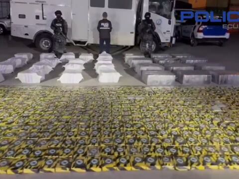 Decomisan más de 1.700 paquetes con droga en Durán
