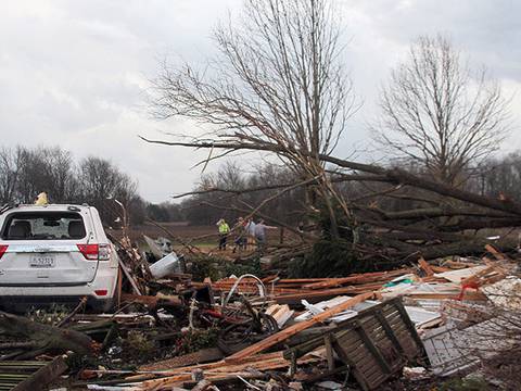 Mueren 4 personas por un tornado en Mississippi