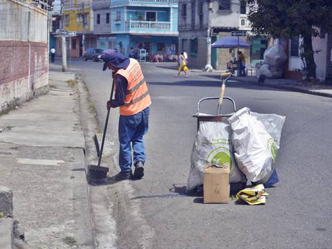 Agenda noticiosa de este martes | Se presentan ofertas para servicio de recolección de basura