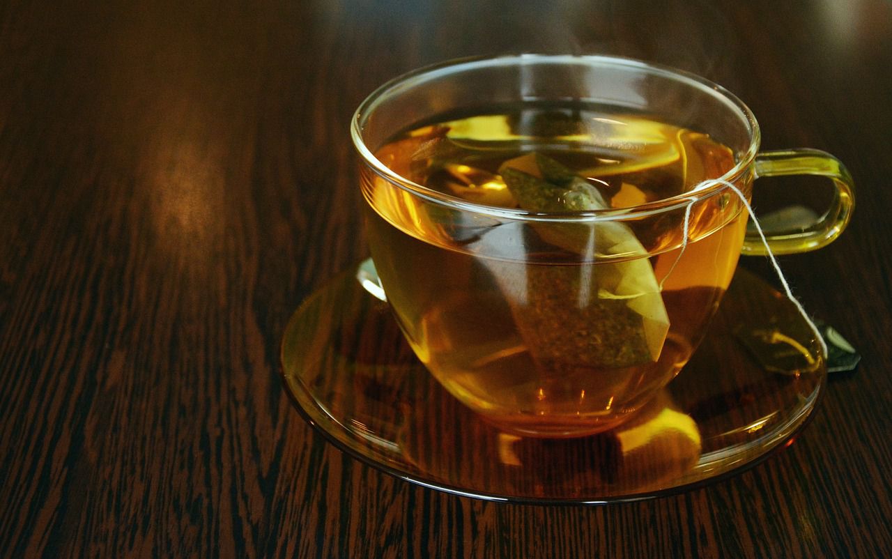 Cómo tomar el té de cebolla con ajo para reforzar tus defensas