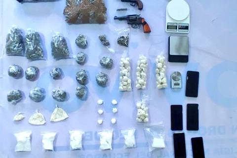 En Cotopaxi, seis personas fueron aprehendidas por presunto tráfico ilícito de drogas