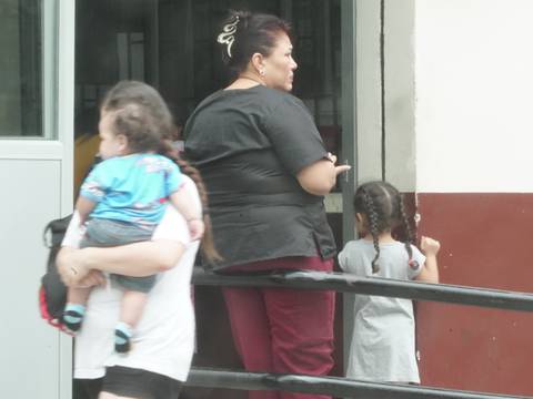 Diarrea y dolor de barriga, las afecciones que más llevan a menores a consulta médica en Guayaquil 