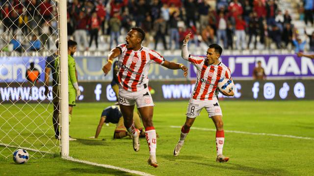 Técnico Universitario sufre para vencer a Deportivo Cuenca, en fecha 9 de Liga Pro