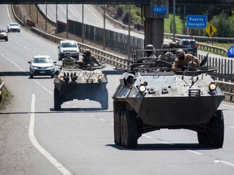 Militarización del sur de Chile se prolonga en medio de violenta jornada