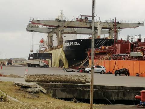 Trabajadores mercantes y portuarios cuestionan propuesta de Ley de Navegación