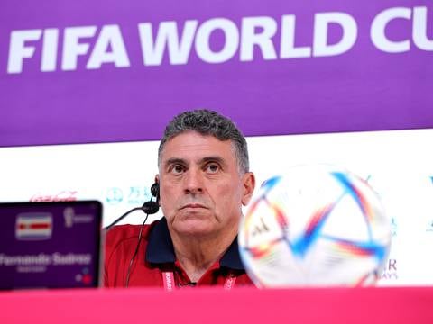 ‘Todo puede pasar en un mundial’, avisa Luis Fernando Suárez, técnico de una ‘valiente’ Costa Rica